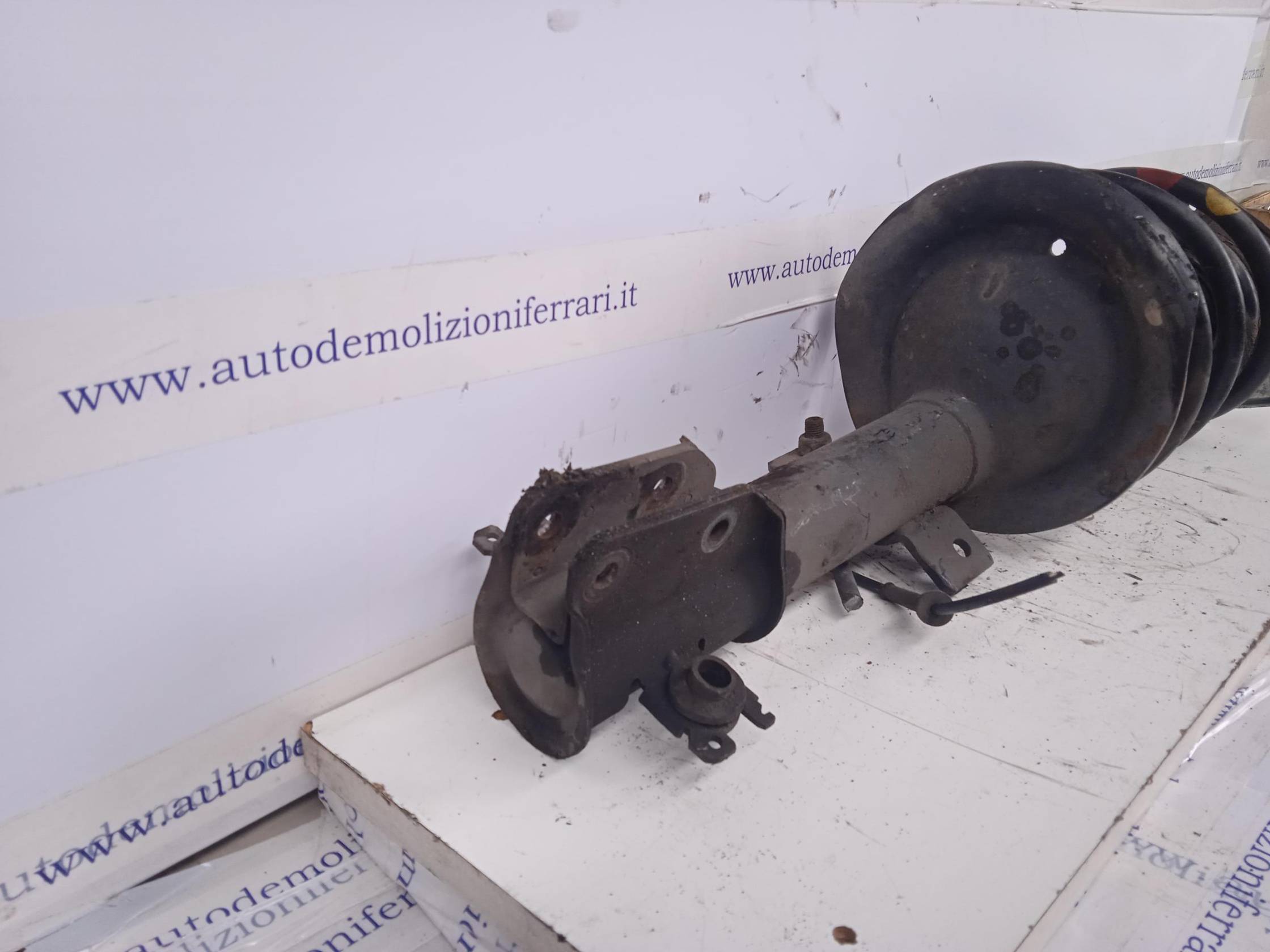 Ammortizzatore ant. dx.